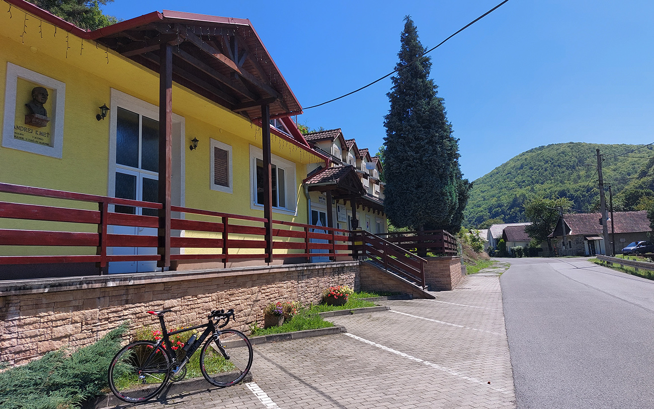 V_Bzenici_si_na_kulturáku_pripomínajú_slávneho_rodáka_Andreja_Kmeťa.